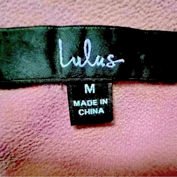 Lulu’s Mauve Floral Lace Sleeve Women's Top - Picture 4 of 4